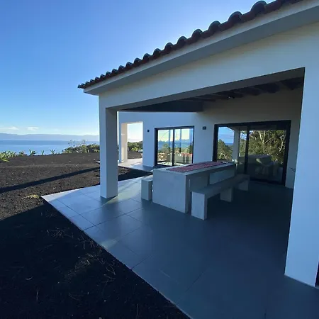 Casa Do Atalho Santo Amaro (Azores)