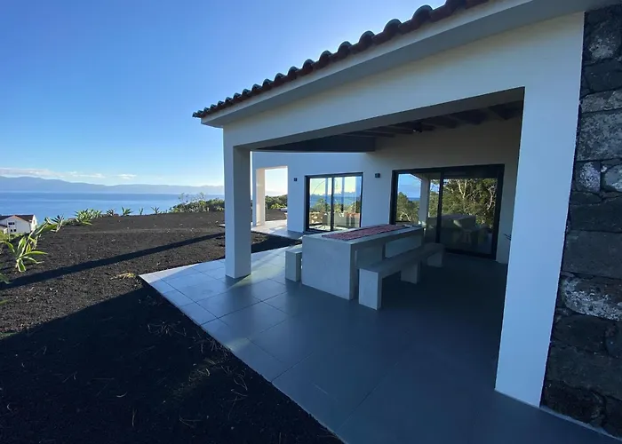 Casa Do Atalho Santo Amaro (Azores)